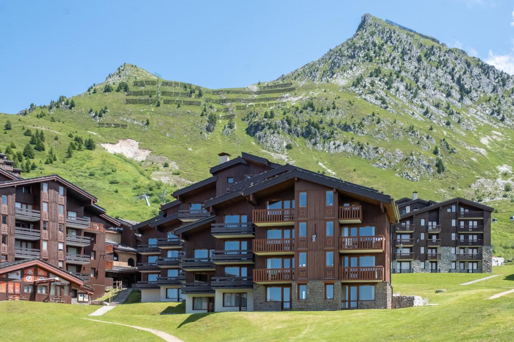 Résidence Pierre&Vacances Emeraude La Plagne Esterno foto